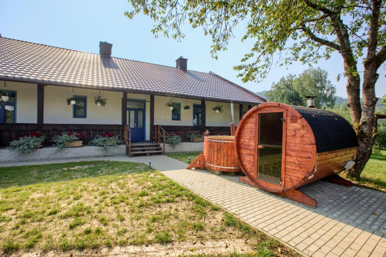 Rozpravkova Hajenka V Nizkych Tatrach Villa Брезно Екстериор снимка